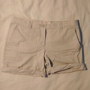 GAP gray boyfriend shorts